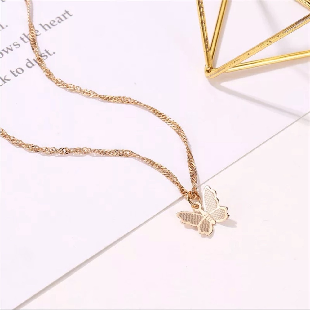 2/$10 NEW! Vintage Butterfly Pendant Necklace Dainty Boho Cute - Picture 4 of 7